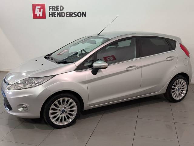 2012 Ford Fiesta 1.4 Titanium Hatchback 5dr Petrol Automatic (154 g/km, 94 bhp)